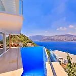 Villa Cennetkoy Kalkan Sleeps 12