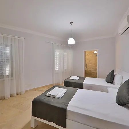 Villa Villa Tuna Kalkan Sleeps 14
