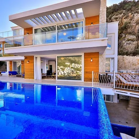 Villa Tuna Kalkan Sleeps 14 Villa