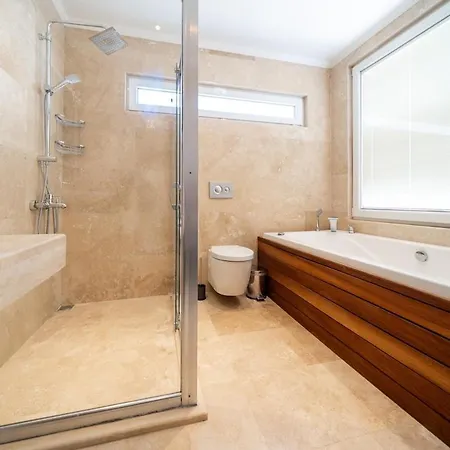 Cennetkoy Kalkan Sleeps 12