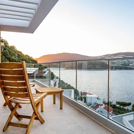 Villa Cennetkoy Kalkan Sleeps 12