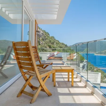 Villa Tuna Kalkan Sleeps 14