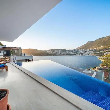 Villa Villa Tuna Kalkan Sleeps 14 Kas
