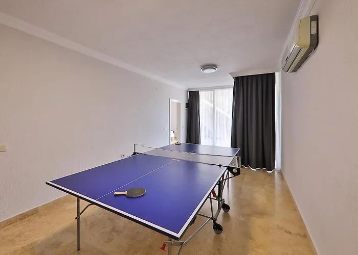 Cennetkoy Kalkan Sleeps 12