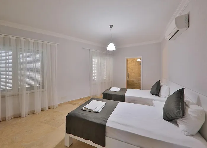 Villa Cennetkoy Kalkan Sleeps 12