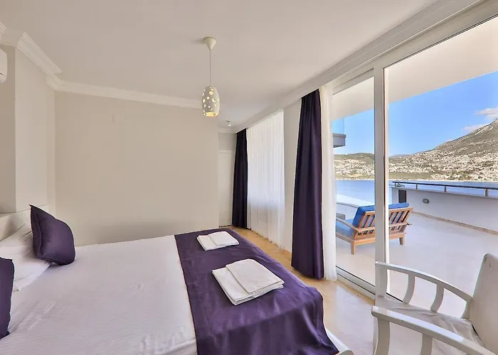 Villa Cennetkoy Kalkan Sleeps 12 *