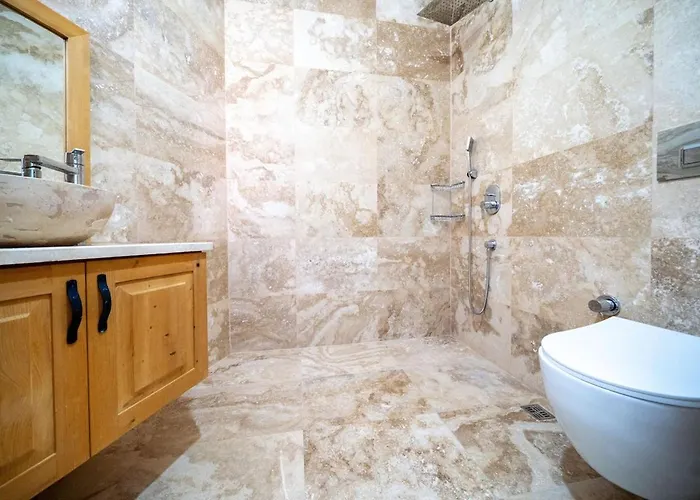 Villa Cennetkoy Kalkan Sleeps 12 Kas