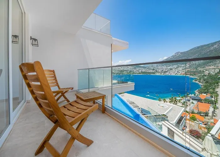 Villa Cennetkoy Kalkan Sleeps 12 Kas