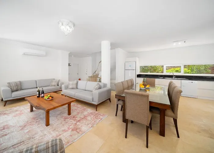 Cennetkoy Kalkan Sleeps 12 Villa Kas